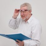 老眼とはどんな感じなのだろう?どうしてなるのか?防げないの?