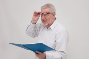老眼とはどんな感じなのだろう?どうしてなるのか?防げないの?