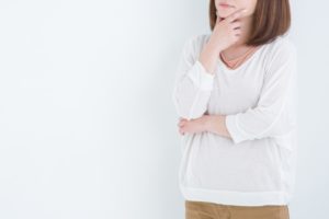 遠近両用メガネと普通のメガネは使い分けたほうがよいのか?